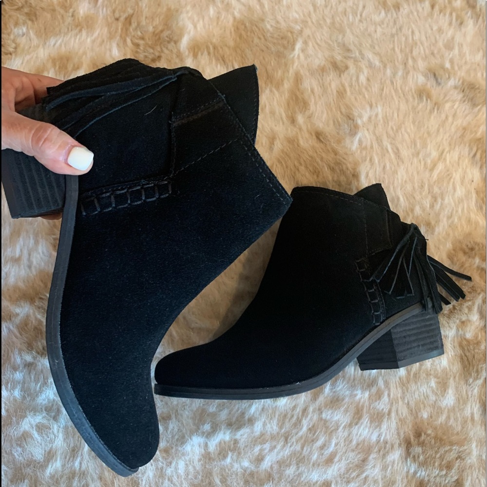 AEO Black suede bootie with tassel tie